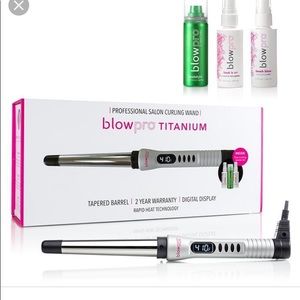 Blow pro titanium curling wand